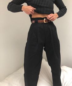 Na Nin Townes Cotton Trouser / Available in Multiple Colors – NA NIN Looks Street Style, Winter Trends, 90s Style, Mode Inspo, Silk Material, Mode Vintage, Looks Style, Outfit Casual, Looks Vintage