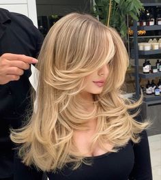 Bardot Fringe Long Hair, Lot Of Layers Haircut Long, Layered Long Shag Hairstyles, Sabrina Carpenter Haircut Layers, Highlighted Fringe, Princess Haircuts, Bridget Bardot Haircut, Sabrina Haircut, Feathered Fringe Hairstyle