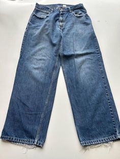 Mens Levi Levis Strauss 550 series Jean  1990s vintage  Baggy Fit  Zip Fly  Mid Stonewash Blue  Waist 32 inch Leg Length 32 inch 'Measurements are exact measurement of garmet' Item in excellent condition Levis Strauss, Levi Strauss Jeans, Levis Men, Levi Strauss, Baggy Fits, Levis Jeans, Halloween Shopping, Mens Jeans, Levi's