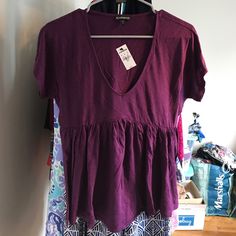 Size Small Wine Colored Express Peplum Spring Purple V-neck Shirt, Casual Purple Blouse For Fall, Purple Relaxed Fit Tops For Day Out, Casual Purple Blouse Relaxed Fit, Purple Cotton V-neck Blouse, Casual Purple V-neck Blouse, Purple V-neck Top For Summer, Purple V-neck Top For Day Out, Purple Cotton V-neck Top