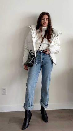 Easy Winter Outfit: Leather Puffer Jacket — Sarah Christine Puffer Jacket Outfits, White Jacket Outfit, Puffer Outfit, Winter Jacket Outfits, Winter Mode Outfits, White Puffer Jacket, Puffer Jacket Outfit, Jacket Outfit Women, Winter Fashion Outfits Casual