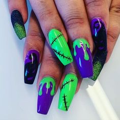 Fictional Monsters, Halloween Inspired Nails, Halloween Themed Nails, Movie Nails, Nails Grunge, Spooky Nails