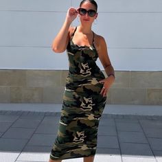 It’s A Classic Beautiful Vivid Camo Print,Figure Hugging Silhouette, Criss/Cross Back Straps. Available In Small, Med, Large. 96% Polyester 4% Spandex Made In The Usa. Bodycon Dress Casual, Casual Party Dresses, Summer Fashion Dresses, Clubwear Dresses, Sleeveless Dress Summer, Mini Dresses Summer, Midi Dress Bodycon, Spaghetti Strap Dresses, Printed Maxi Dress