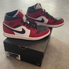 Nike Air Jordan 1 Mid Chicago Toe. Purchased From Stockx. Womens 10 Men’s 8.5. Barely Any Wear! Air Jordan 1 Mid Chicago, Jordan 1 Mid Chicago, Nike Air Jordan 1 Mid, Nike Air Jordan 1, Air Jordan 1 Mid, Jordan 1 Mid, Air Jordan 1, Nike Air Jordan, Mens Shoes Sneakers