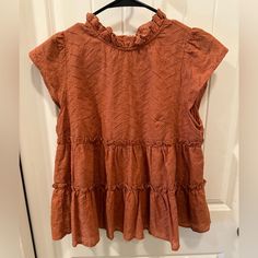 Nwot Mi Ami Boise Burnt Orange/Coral Runs Small Brown Ruffled Top With Short Sleeves, Brown Ruffled Short Sleeve Blouse, Casual Brown Ruffled Blouse, Casual Brown Blouse With Ruffles, Burnt Orange Color, Orange Coral, Burnt Orange, Color Orange, Orange Color