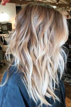 Blonde Lowlights, Bright Blonde Hair, Latest Hair Color, Balayage Blonde, Blonde Hair Inspiration