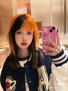 Hime Haircut With Color, Different Split Dyes, Section Dyed Hair, Angel Ring Hair Dye Style, Duo Tone Hair, Angel Ring Color Hair, Japanese Hair Color Ideas, Orange Hair Streaks, Striped Hair Dye