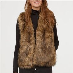 New Without Tags H&M Brown Faux Fur Vest Trendy H&m Winter Outerwear, H&m Brown Spring Outerwear, Fur Vest Outfits, Women Faux Fur Vest, H&m Jackets, Faux Fur Vest, Faux Fur Vests, Vest Outfits, Fur Vest