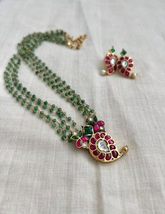 Beads Haram, Emerald Chain, Mango Mala, Ruby Jewelry Necklaces, Mala Jewelry, Black Beads Mangalsutra Design, Fancy Jewelry Necklace