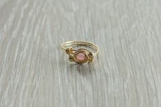 Rose quartz gemstone ring, Gift for wife, Giet for mom, silve/gold wrapped wire ring, gold / silver Taurus Zodiac Sign, Silver Pearl Ring, Gold Wrap, Wire Ring, Gold Filled Ring, Wire Rings, Rose Quartz Gemstone, Taurus Zodiac, Unique Beauty