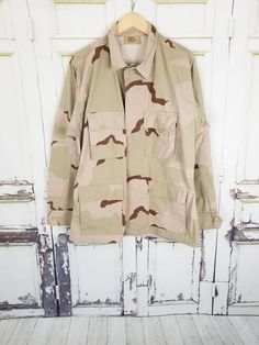 Check out this item in my Etsy shop https://www.etsy.com/listing/677896770/90s-army-desert-storm-camouflage-jacket Vintage Camo Jacket, Air Force Jacket, Military Field Jacket, Camouflage Jacket, 90s Jacket, Desert Camo, Mom Jeans Shorts, Army Jacket, Real Leather Jacket