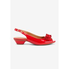 Tied with a bow, the Reagan slingback is the perfect finish to all your warm-weather outfits. Weather Outfits, Target Clothes, Warm Weather Outfits, Peep Toe Shoes, Kitten Heel Pumps, Pointed Toe Heels, Dress Shoes Womens, Shoes Heels Pumps, Slingback Heel