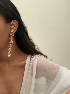 Pearl Earrings Indian, Sahara Earrings, Vintage Indian Jewelry, Punjabi Jewelry, Jewelry Gold Earrings, Earrings Kundan, Indian Wedding Jewelry Sets, Indian Accessories, Earrings Indian