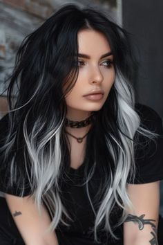 Hair Color Ideas Black And White, Long Hair With Bangs Color Ideas, Blonde Chunks On Dark Hair, Hair Colours For Long Hair, Fall Haircuts Long Hair, Mid Length Hair Dye Ideas, Curls Hairstyles For Short Hair, Black Hair Color With Money Piece, Black Hair With Gray Front Pieces