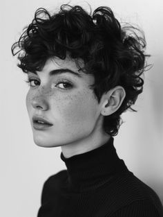 Short Curly Haircuts Edgy, Short Curls Hairstyle Women, Curly Hair Very Short, Short Curly Hair Edgy, Curly Really Short Hair, Short Hair Curly Women, Curly Hair Women Short, Shorts Curly Hair, Curly Pixie For Round Face