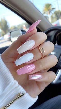 Rich Nails Design, Ideas For Square Nails, Square Nails Ideas, Manicured Nails, White Tip Nails, Nails Gold, Casual Nails, White Jumper