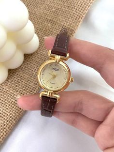 Vintage Watch Aesthetic, Cute Watches For Women, Aesthetic Watch, Boho Watch, Dainty Watch, Pretty Watches, Vintage Watches Women, Vintage Woman, Watches Women