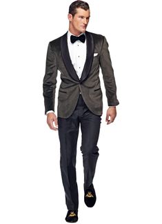 Gentleman Qualities, Groom Black Tie, Dark Grey Plain, Tuxedo Ideas, Suit Inspiration, Grey Tuxedo, Velvet Tuxedo