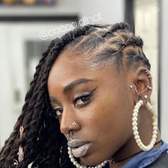 Coco Did That on Instagram: "Lemonade Locs 🍋 (like lemonade braids 😂) on the one and only @gunshots_ 🤩🔥😍 #locqueen #locqueensrock #locjourney #locqueens #locstyles #locstylesforwomen #longlocs #longlocstyles #healthylocs #locgirlsrock #womenwithlocs #locgoddess #locnation #locnationthemovement #atllocstylist #atlloctician #atlstylist #loctician #locticians #atlantalocs #locsatl #nyclocs" Braided Locs, Dread Designs, Long Loc Styles, Dread Styles, Lemonade Braids, Beautiful Locs