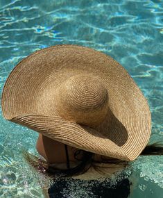 Wheat straw side button detail sun hat Lightweight Hats With Curved Brim For Sunbathing, Lightweight Curved Brim Hat For Sunbathing, Wide Brim Pool Hat, Upf 50+ Short Brim Hat For Pool, Short Brim Hat With Upf 50+ For Pool, Casual Straw Hat For Sunbathing, Classic Wide Brim Sun Hat For Vacation, Brimmed Hat With Upf 50+ For Sunbathing, Classic Lightweight Sun Hat For The Beach