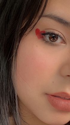 Clean Girl Valentines Makeup, Red Hearts Makeup, Simple Valentine’s Day Makeup, Red Makeup Looks Simple, Halloween Makeup Easy Simple Cute, Heart Make Up, Valentines Makeup Looks Simple, Simple Valentines Makeup, Valentines Makeup Ideas Simple