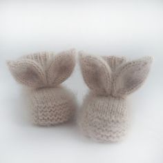 Winter Socks, Baby Warmer, Crib Shoes, Baby Winter, Bunny Ear, Newborn Baby Gifts, Baby Booties, Baby Knitting, Wool