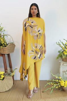 Buy Yellow Viscose Crepe Embroidered Stella One Shoulder Tunic And Pant Set For Women by Nayantara Couture Online at Aza Fashions. Reception Bride, Party Reception, Abstract Embroidery, Drape Gowns, Yellow Abstract, Stylish Dress Designs, Indian Fashion Dresses, Pant Set