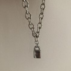 90s Choker, Padlock Necklace, Charm Choker Necklace, Chunky Chain Necklaces, Silver Choker, Chain Choker, Bracelet Silver, Silver Chain Necklace, Stainless Steel Necklace