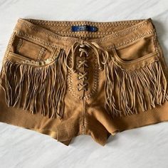 Tan Knee High Boots, Fringe Shorts, Look Boho Chic, Shorts With Lace, Jolie Photo, Suede Fringe, Looks Vintage, Lace Shorts