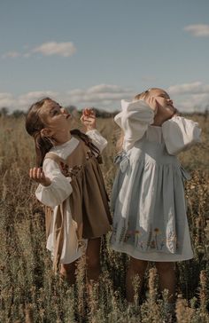 Cotton Cottagecore Dress With Floral Embroidery, Whimsical Embroidered Spring Dress, Cottagecore Embroidered Dress For Garden Party, Cotton Cottagecore Pinafore Dress, Cottagecore Motherhood, Linen Cottagecore, Boho Flower Girl Dress, Linen Apron Dress, Unique Gifts For Girls