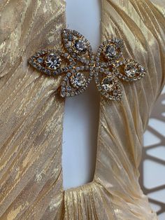 Luxury Gold Evening Dress For Prom, Glamorous Gold Embellished Evening Dress, Gold Halter Neck Evening Dress, Elegant Gold Halter Neck Evening Dress, Gold Backless Evening Dress For Wedding, Gold Backless Evening Dress, Glamorous Gold Evening Dress For Prom, Glamorous Gold Prom Evening Dress, Formal Gold Halter Neck Dress