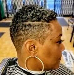 Natural Pixie Cut Black Women, Low Cut Hair Black Women, Short Fade Haircut, Short Natural Curly Hair, Short Shaved Hairstyles, Tapered Hair