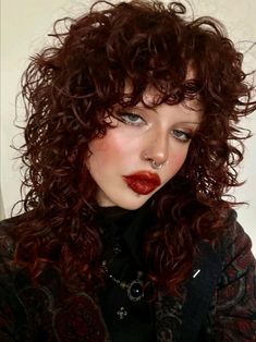 2024 Haircuts, Hair Short Curly, Curly Hair Short, Curly Hair Photos, Curly Haircuts, Short Curly Haircuts, Short Curls, Haircuts For Curly Hair, Alternative Hair