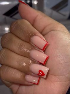 Short Square Acrylic Nails With Heart, Nails Acrylic Birthday Art Ideas Short, Tattoes Idea For Women Hand, Short Acrylic Prom Nails, Short Square Acrylic Nails Valentines Day, Cute Baddie Nails Short White, Shorties Pink Acrylic Nails, Nails Acrylic Medium Length Design, Nail Ideas French Tip Short