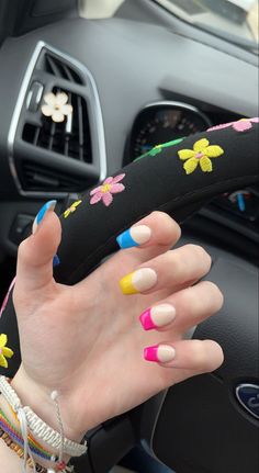 Pan Flag Nails, Pansexual Nails Designs, Pan Nails Pride, Pansexual Nail Art, Pansexual Pride Nails, Nonbinary Nails, Lgbt Nail Art, Pansexual Nails