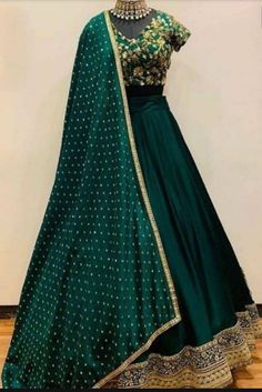 Mehandi Outfits, Lehenga Choli For Women, Choli For Women, Indian Dresses Traditional, Traditional Indian Outfits