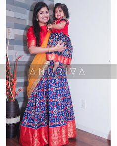 Mother Daughter Half Saree, Mom Daughter Matching Lehenga, Mom And Daughter Dresses Indian Saree, Matching Dresses For Mother And Daughter, Mother Daughter Dresses