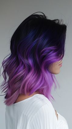 Raven Blue Hair, Shade Hairstyle, Black Pink Hair, Purple And Blue Hair, Funky Hair Colors, Lilac Hair Color, Running Hairstyles