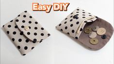 two purses with buttons on them and the words easy diy written in orange