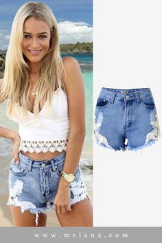 Get ideas of women's denim shorts. Help you inspirit the roll and rock hippies street wear style. Essential clothing matching with such as women's bermuda shorts, mom shorts, denim high waist shorts and more. Denim Shorts For Women, Beach Bohemian, Ripped Denim Shorts, Bohemian Beach