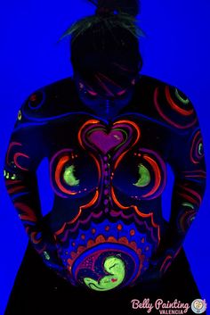 Neon Paint, Neon Painting, Maternity Shoot, Pure Beauty, Pregnancy Shoot, Shoot Ideas