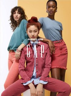 three models pose for gap's fall / winter 2012 campaign, with the caption meet me in the gap