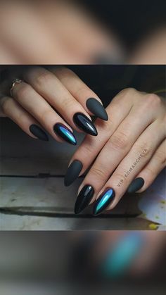 Black Chrome Nails, Almond Nail Designs, Chrome Nails Designs, Matte Black Nails, Almond Shape Nails, Almond Nails Designs, Almond Nail