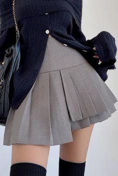 Item Type: SkirtMaterial: PolyesterShape: PleatedWaist: High WaistColor: Picture ColorSize: S.M.L Size(cm) Length Waist Hip S 37-40 63 94 M 38-41 67 98 L 39-42 71 102 Gray High Waist Pleated Mini Skirt, Gray Fitted Mini Pleated Skirt, Fitted Gray Mini Pleated Skirt, Gray Fitted Pleated Mini Skirt, Trendy Short Gray Skirt, High Waist Gray Pleated Skirt, Gray Fitted High Waist Mini Skirt, Fitted Gray Flared Mini Skirt, Gray Fitted Flared Mini Skirt