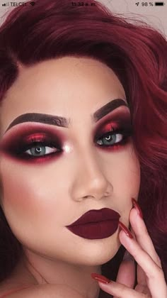 Make Up Diy, Burgundy Makeup, Devil Makeup, Makeup Cantik, Make Up Designs, Homecoming Makeup Ideas, Wedding Makeup Tips, Beauty Make-up