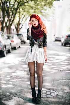 Skater Dress Outfit, Skater Outfits, Tokyo Street Fashion, Fashion 90s, Hipster Outfits, Grunge Look, Looks Style