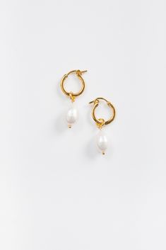 Cove Drop Pearl Hoops WOMEN'S EARINGS Cove Accessories Gold OS Getaway Dress, Washing Hands, Tie Pattern, Short Dresses Casual, Tie Accessories, Kids Jewelry, Gold Hoop, Shoe Style, Jewelry Care