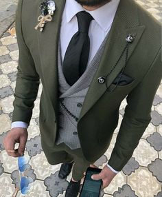 Green And Gray Suit Men, Grey And Green Suit, Besties Graduation, Wedding Suits Men Black, Green Jacket Men, Green Wedding Suit, Dark Green Wedding, Groom And Groomsmen Suits, Wedding Kurta For Men