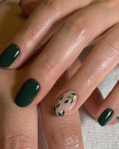 Emerald Nails, Green Nail Art, Fake Nails Designs, Nails Yellow, Nagel Tips, Simple Gel Nails, Casual Nails, Makijaż Smokey Eye