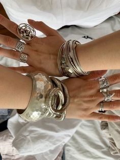 #vampireaesthetic Maximalism Accessories, Maximalist Silver Jewelry, Chunky Silver Jewelry, Maximalism Jewelry, Chunky Silver Jewellery, Open Cuff Bracelet, Howlite Stone, Jewelry Making Kit